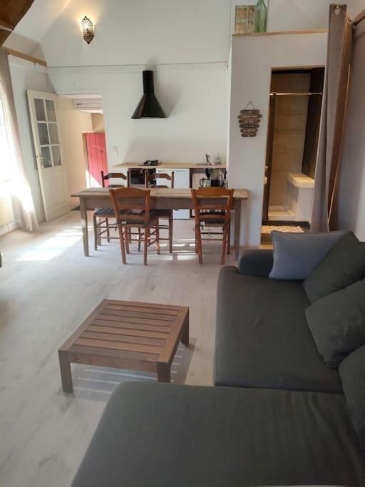 Le Ptit Loft Brechamps Exterior foto